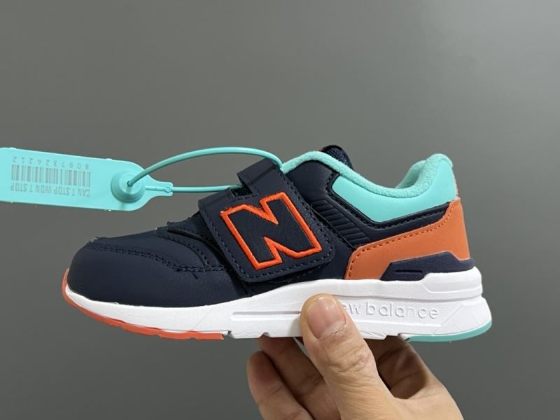 NEW BALANCE SHOES